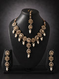 Gulnaar Kundan Set