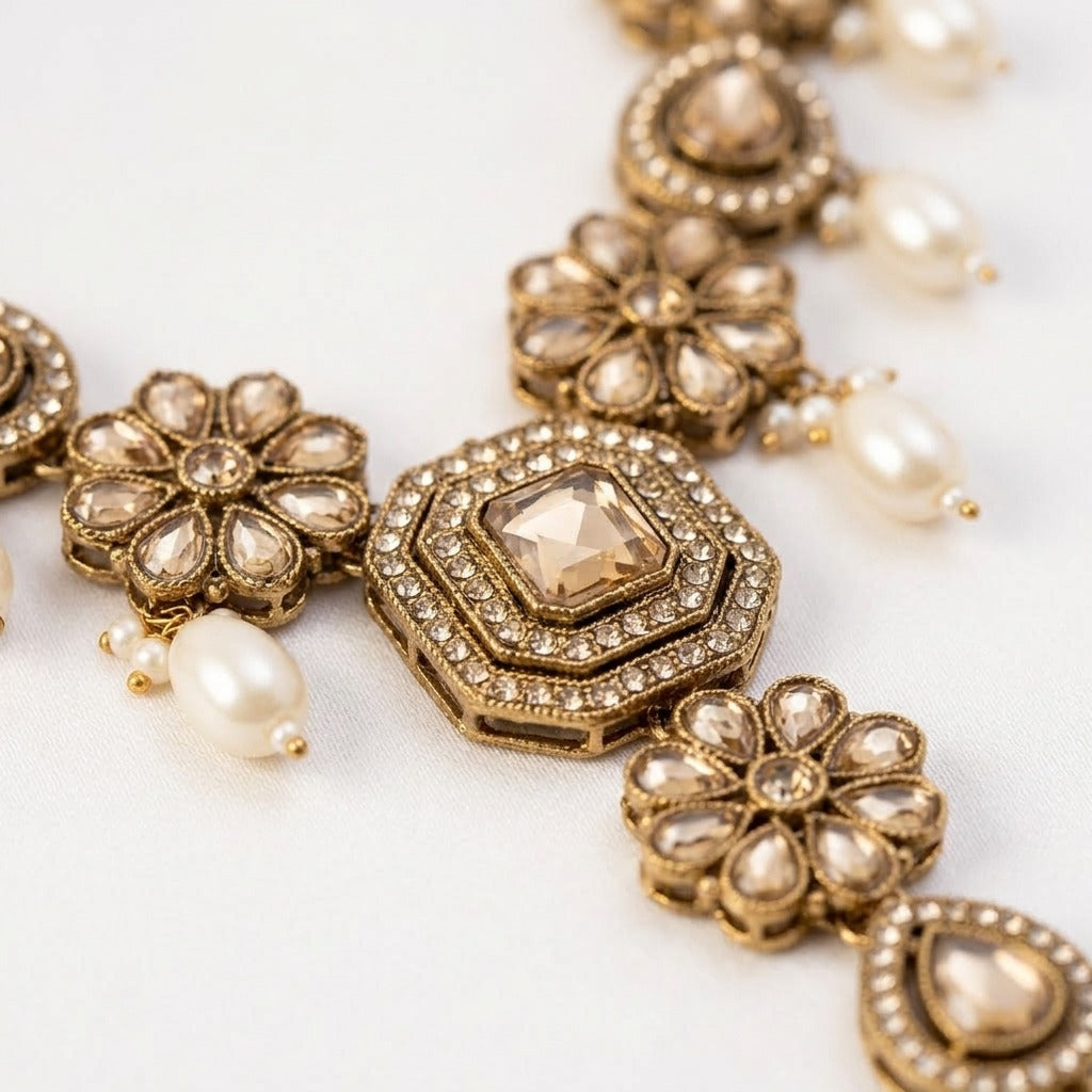 Pearl Kundan Set
