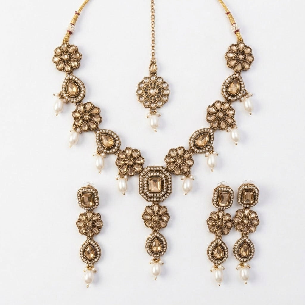 Pearl Kundan Set