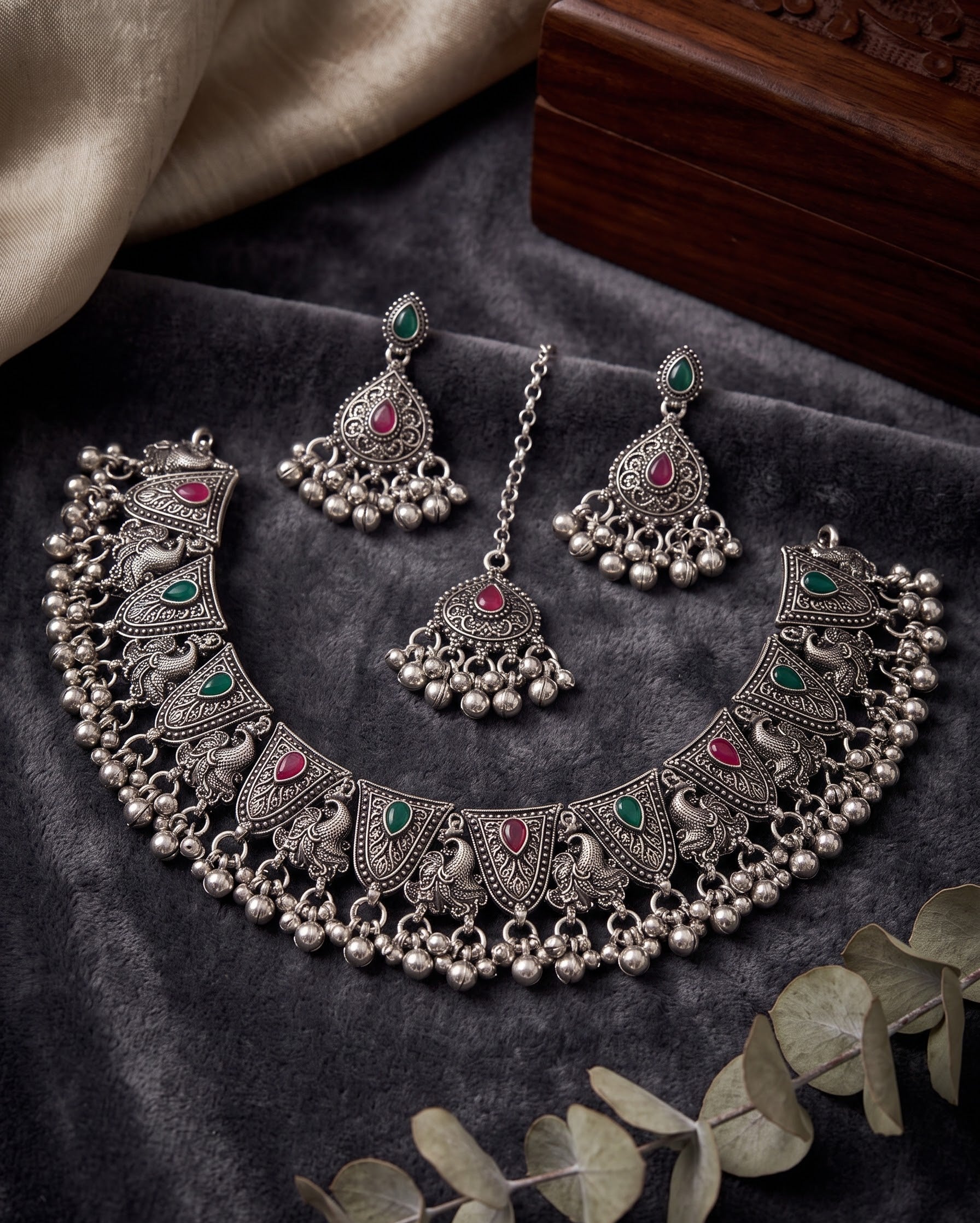 Kavishae Naira Oxidised Choker Set