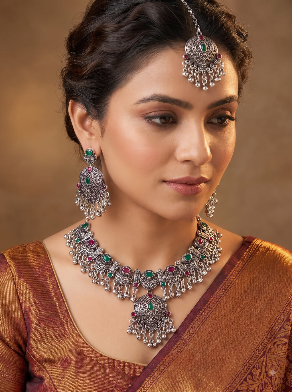 Kavishae Nyrisa Oxidised Choker Set