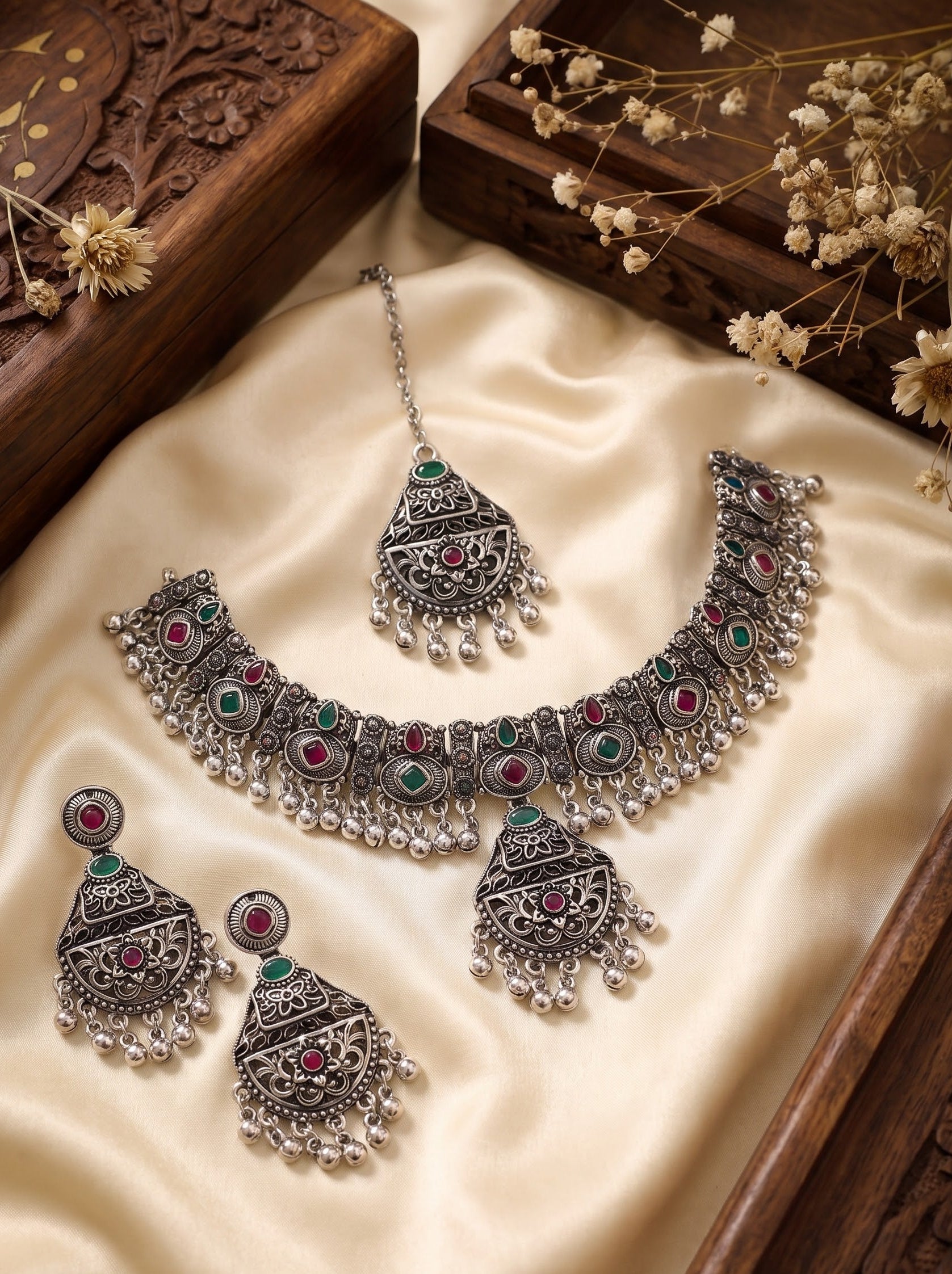 Kavishae Rivaaya Oxidised Choker Set