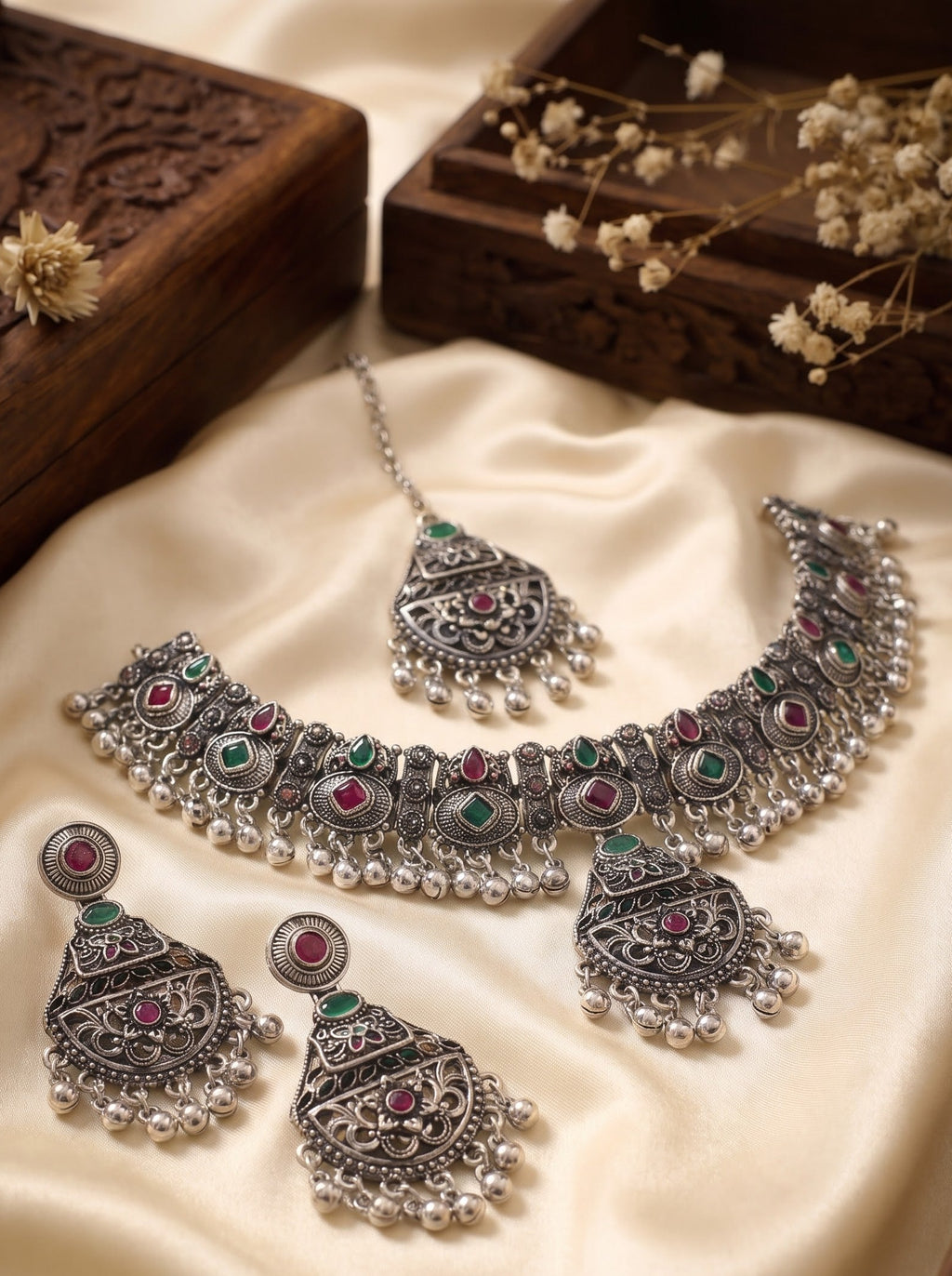 Kavishae Rivaaya Oxidised Choker Set