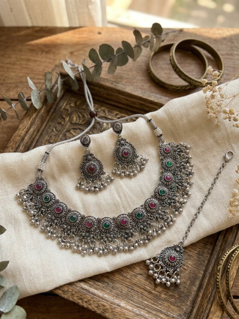 Kavishae Kavrika Oxidised Choker Set