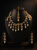 Ratnavali Kundan Set